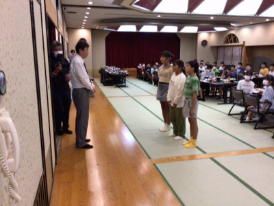 4D04E57F-BB0B-4A35-8D5B-5CB79DFFA78F